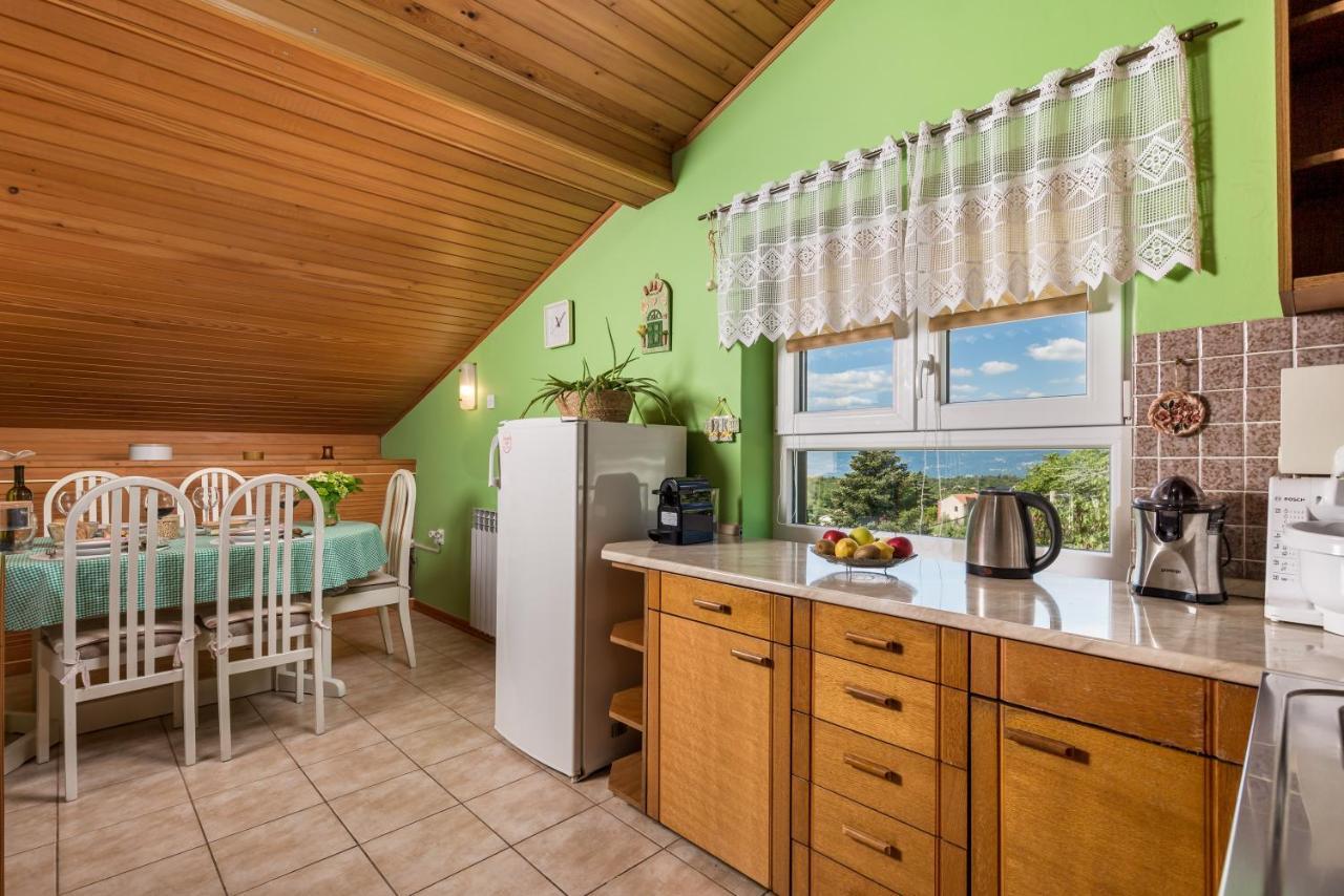 Apartmán Magda With A Parking Space And Sea View *